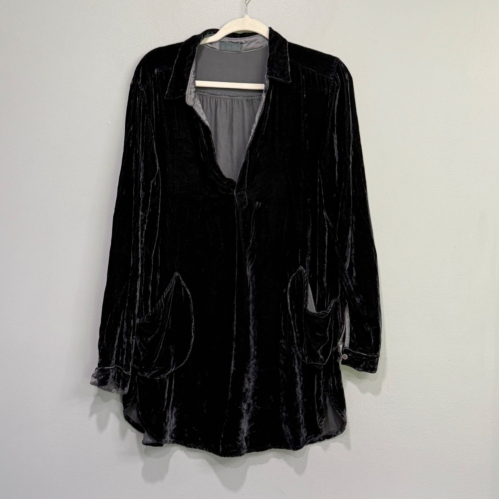 CP Shades Black Velvet Silk Blend Tunic Top Size M Goth Academia Grunge witch
